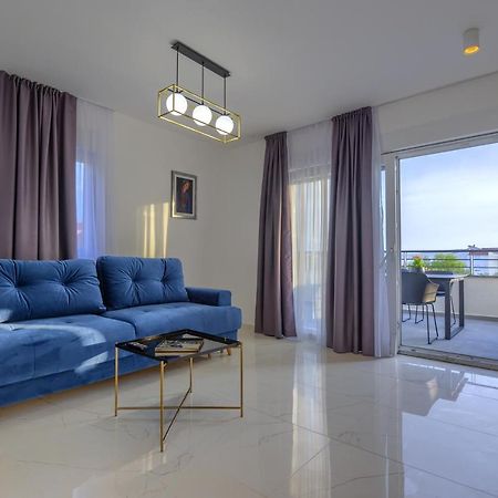 Luxury Apartments Leonika 比比涅 外观 照片