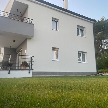 Luxury Apartments Leonika 比比涅 外观 照片