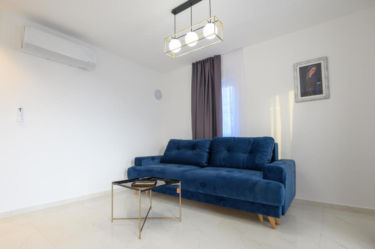 Luxury Apartments Leonika 比比涅 外观 照片