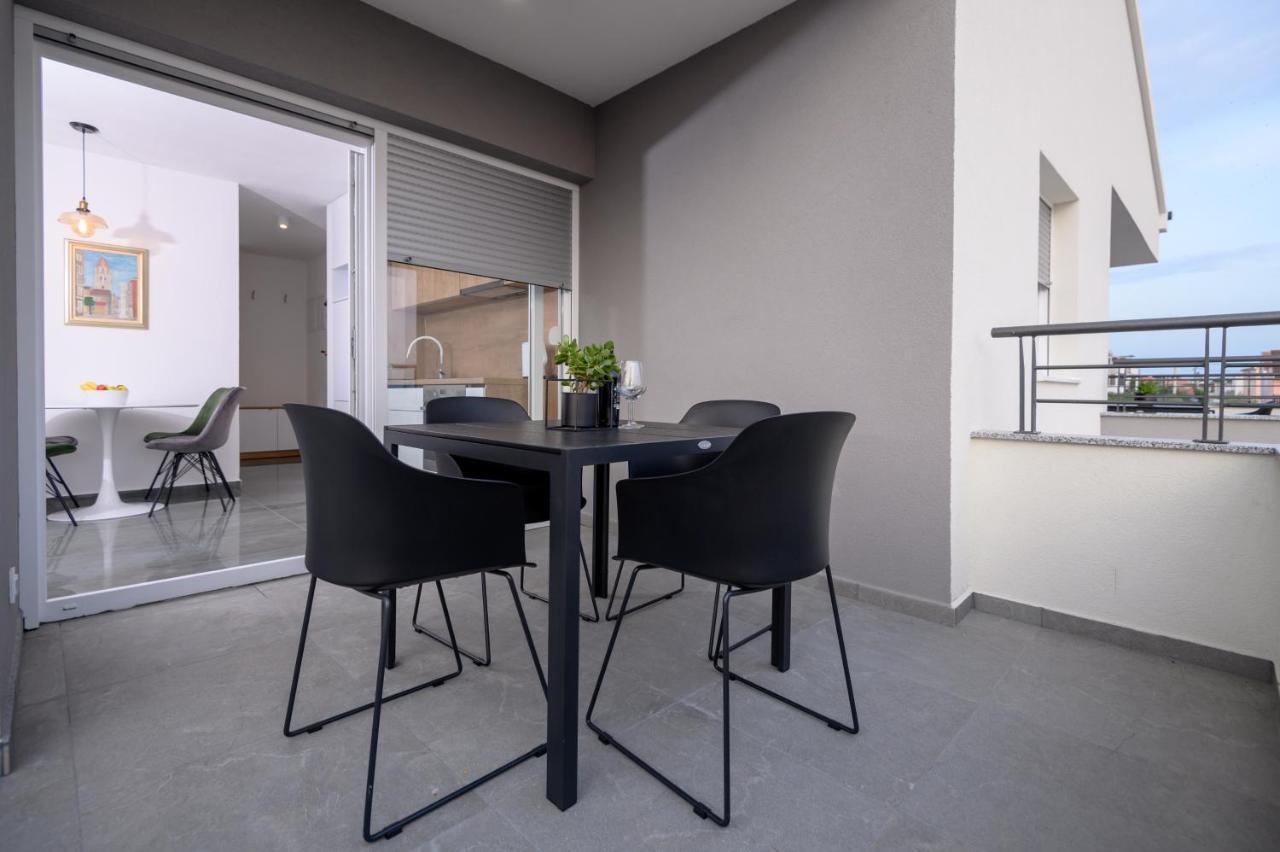 Luxury Apartments Leonika 比比涅 外观 照片